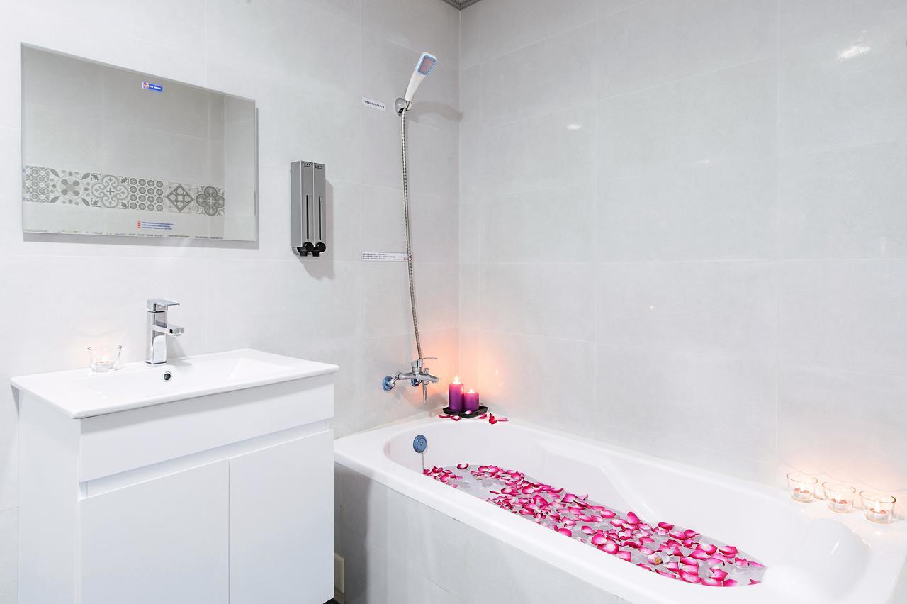 Apartamento Live In The Happiness Zhushan Exterior foto